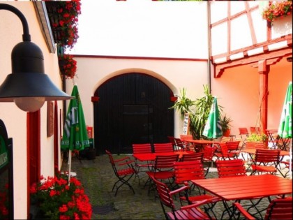 照片: Wei&amp;szlig;e M&amp;uuml;hle
